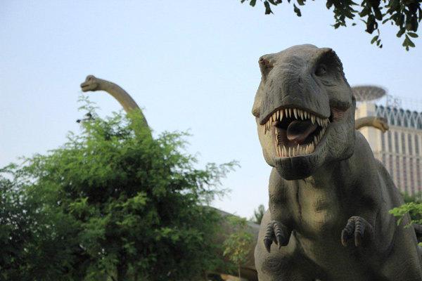 حضور دایناسورها در پارک ژوراسیک تهران