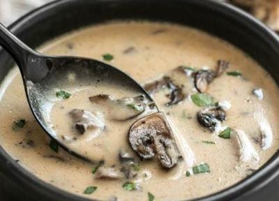 سوپ قارچ مناسب برای پاییز